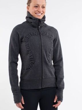 Lululemon Cuddle Up Jacket in Black Size 6